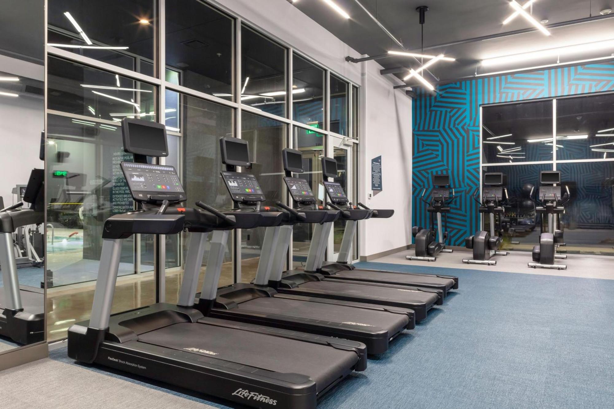 Aloft Dallas Arlington South Екстериор снимка