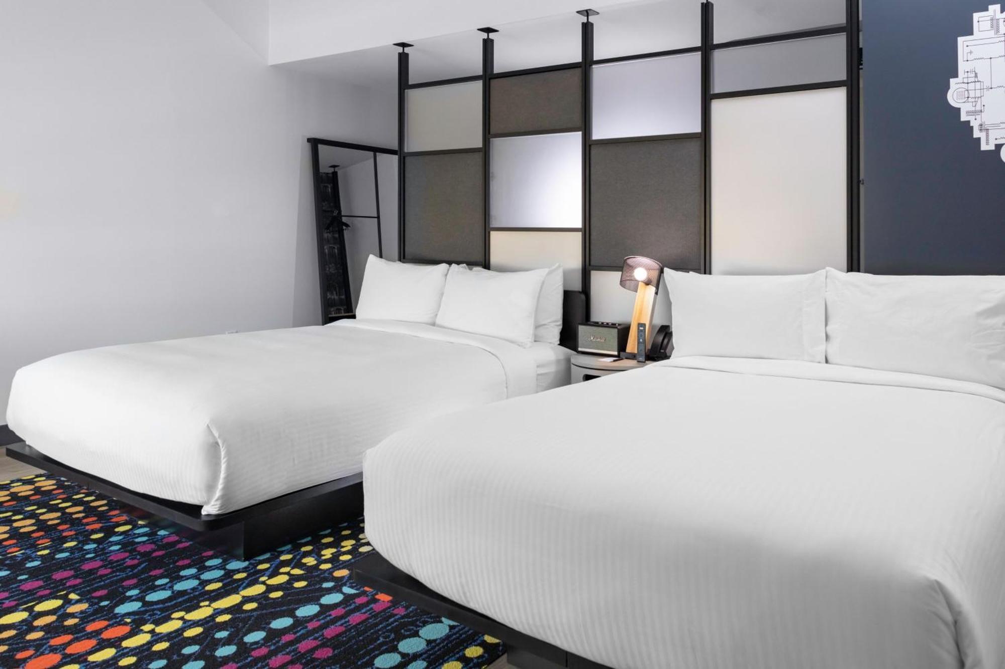 Aloft Dallas Arlington South Екстериор снимка
