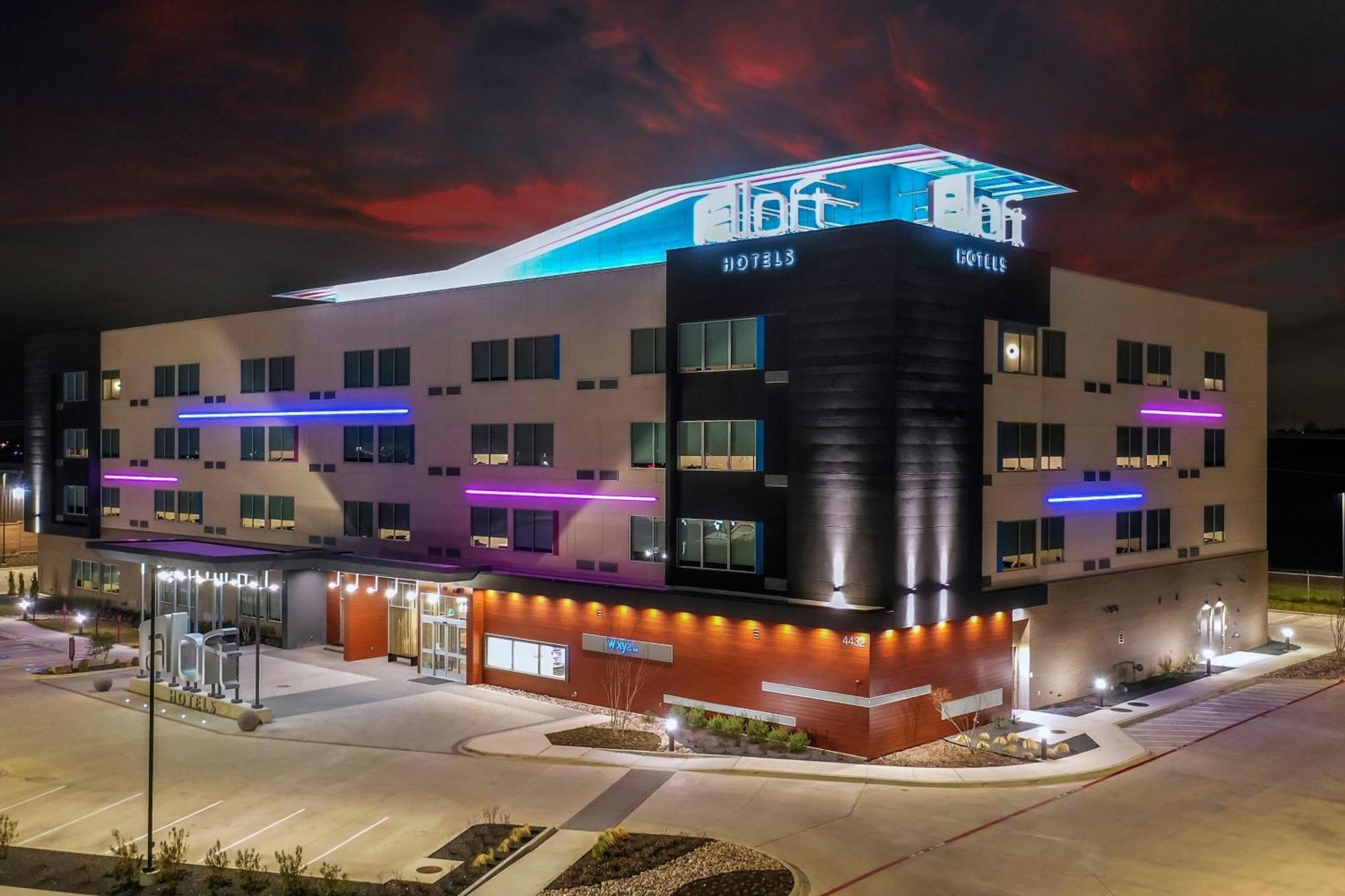 Aloft Dallas Arlington South Екстериор снимка